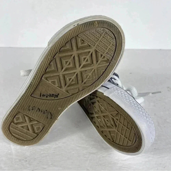 Converse  sneakers - Picture 6 of 7